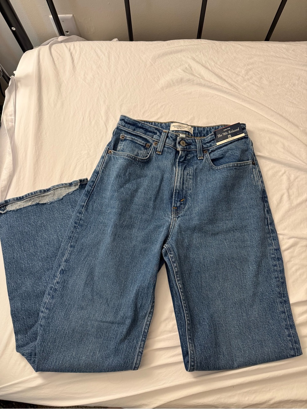 High-Rise Blue Women's Jeans - The 90s Relaxed